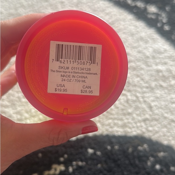 Limited edition 24oz Venti Starbucks Tumbler - Picture 4 of 4